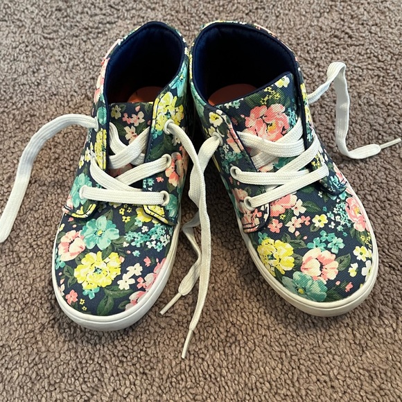 Carter’s Floral High Tops 🌸 - Picture 1 of 5